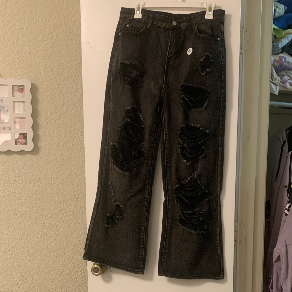 NWT black distressed boyfriend kpop denim jeans size XL ASIAN SIZE